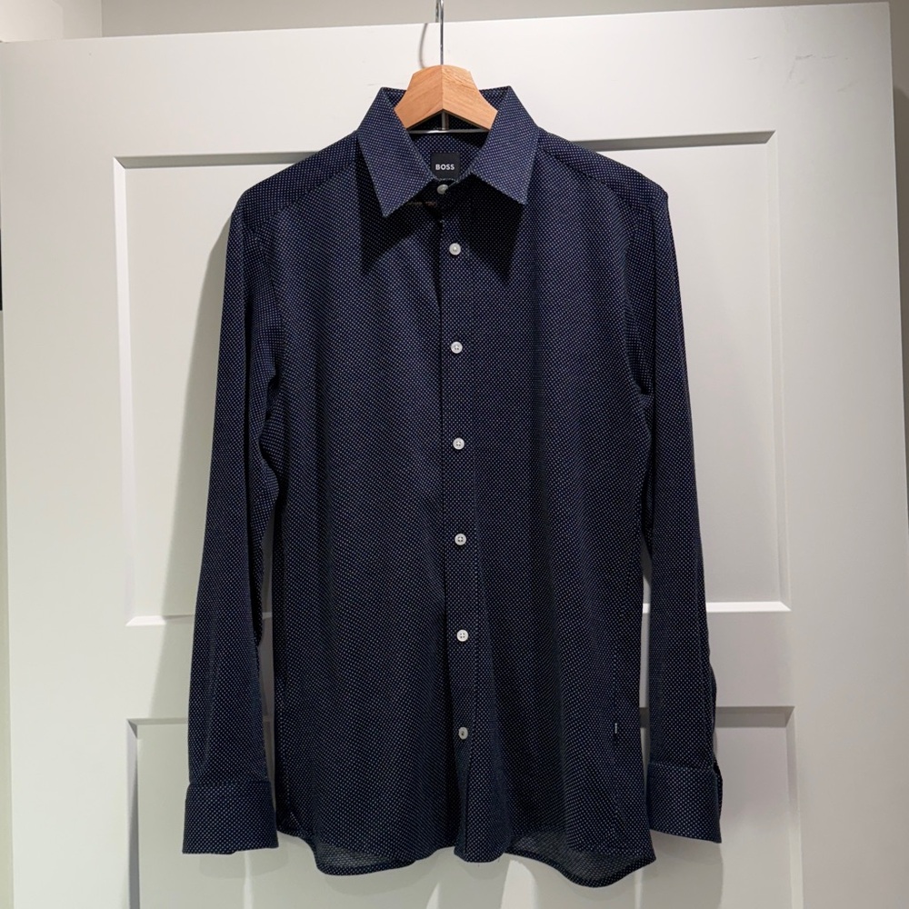BOSS Button Down Dress Shirt in Navy Size Small - Picture 6 of 13